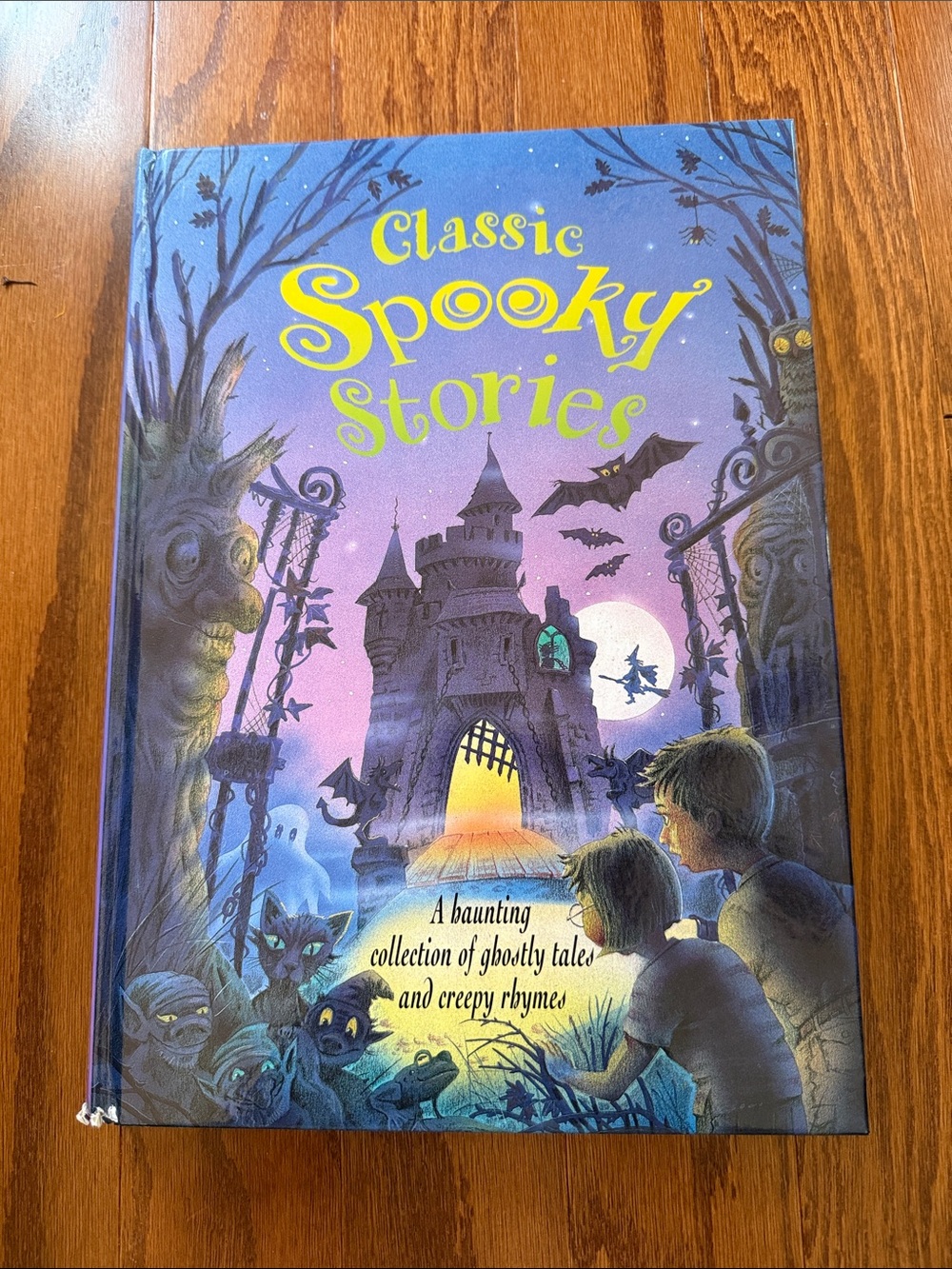 Vintage 1999 Classic Spooky Stories Large Hardcover Halloween Book